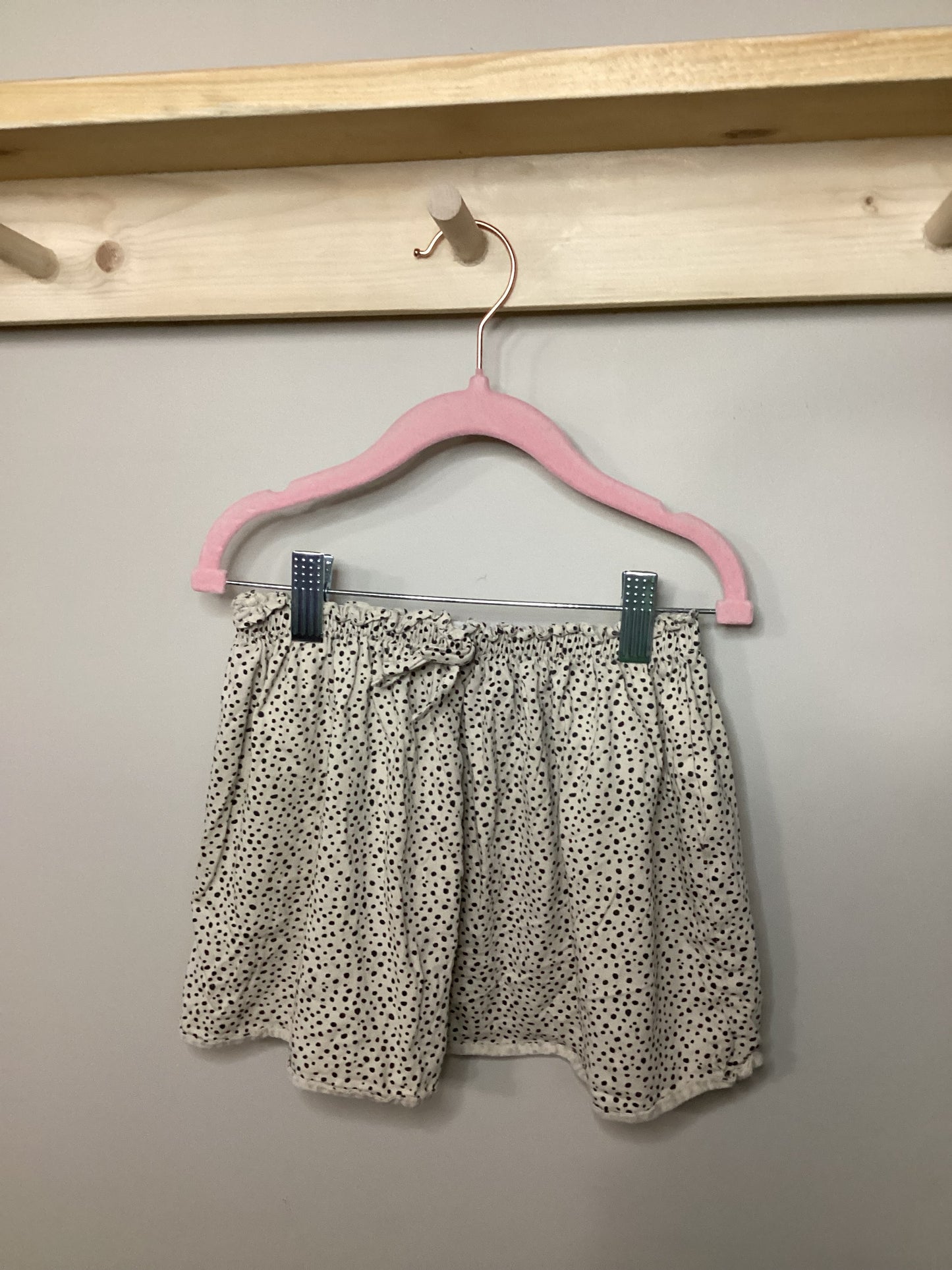 H&M | 2-4