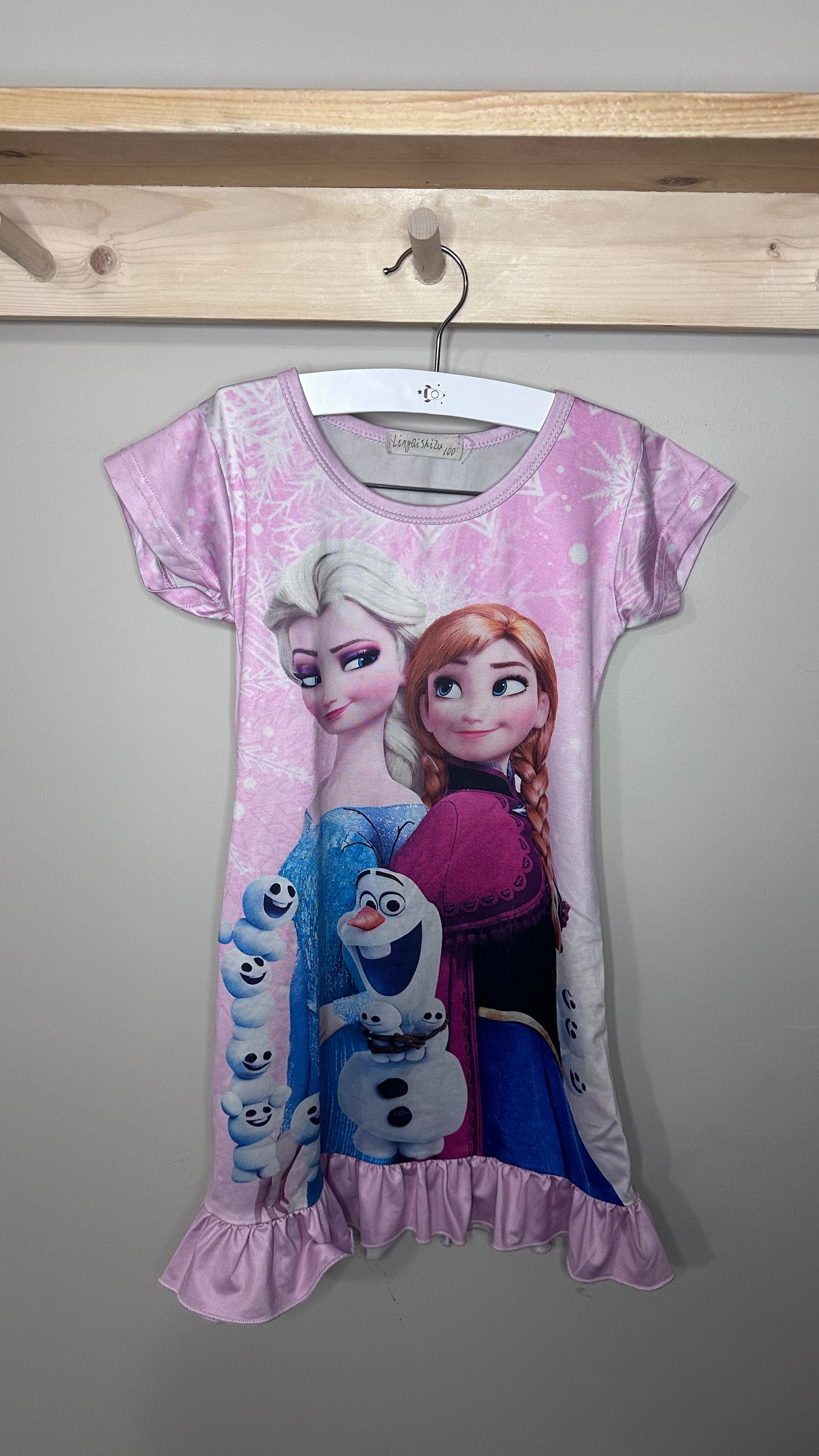 Character’s | Frozen | 4T est