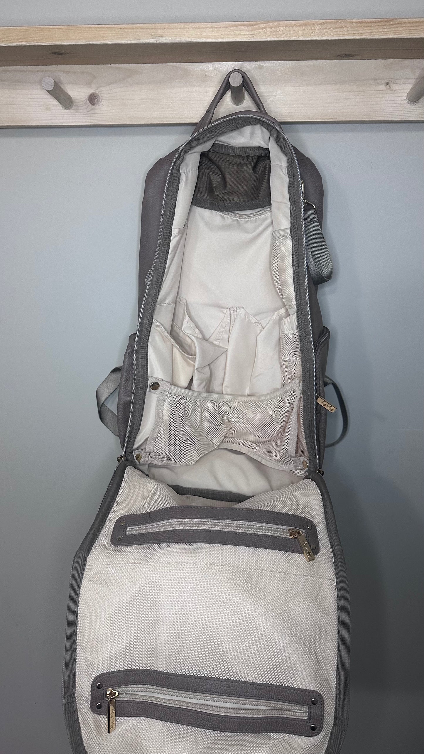 Itsy Ritzy Diaper Bag