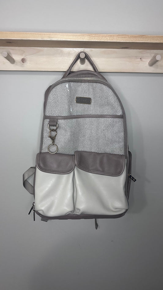 Itsy Ritzy Diaper Bag