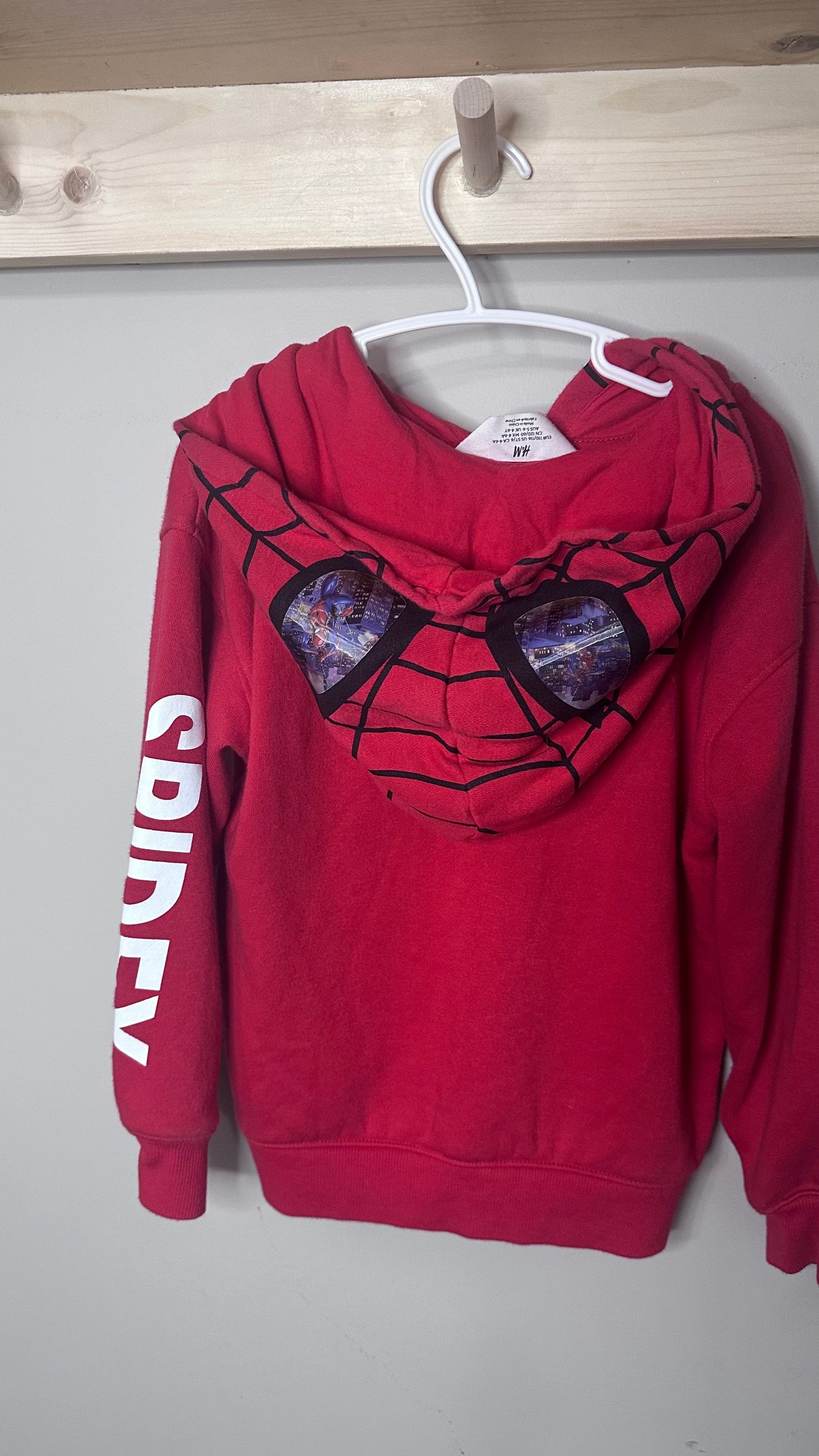 Characters | H&M | 5T