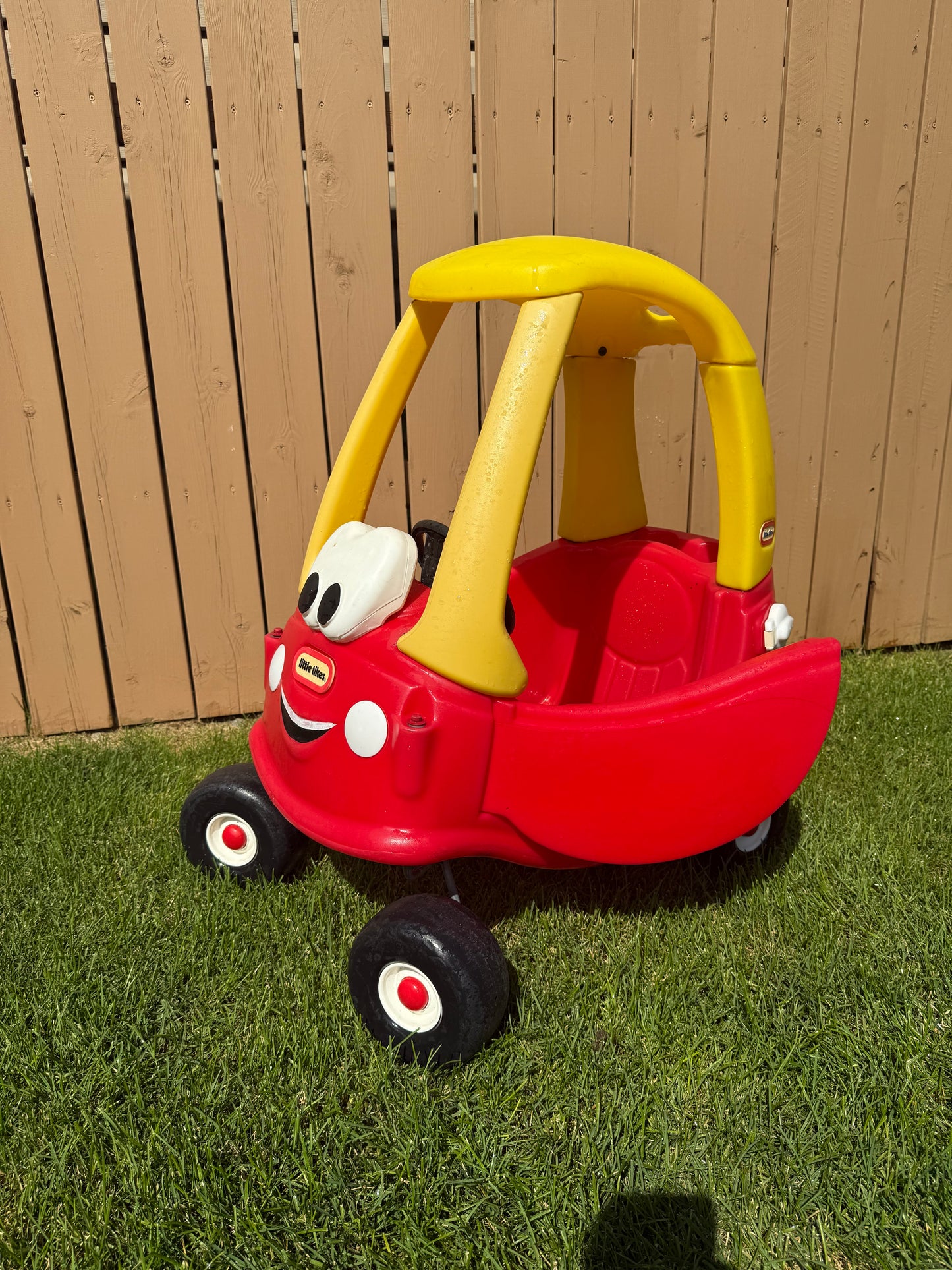 Little Tikes Ride in Car