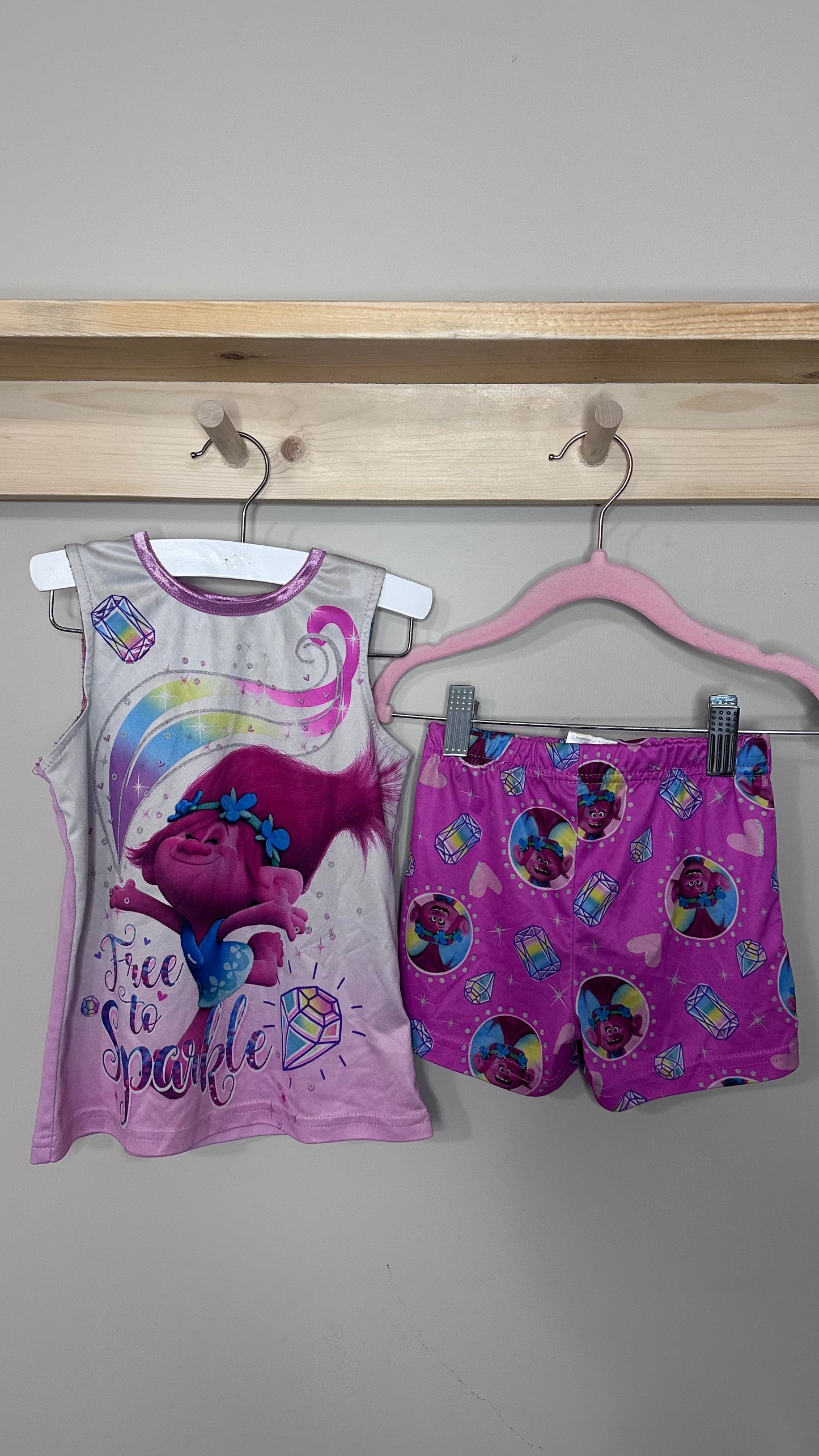 Character’s | Trolls | 4/5