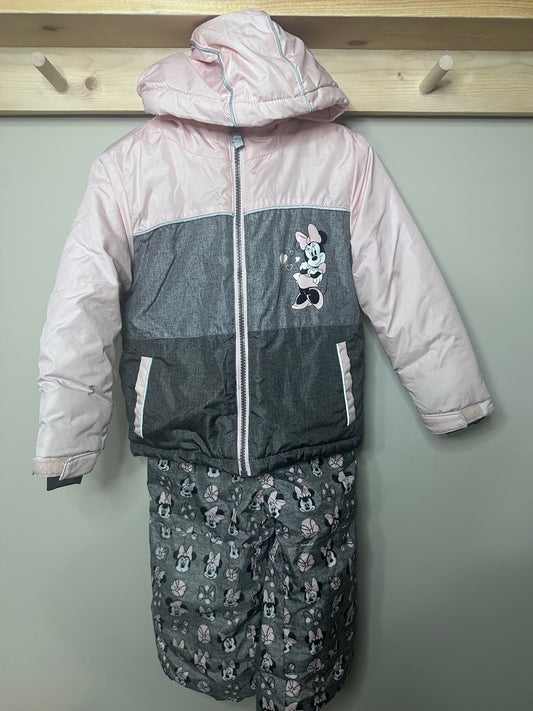 Characters | Minnie Mouse | 3T