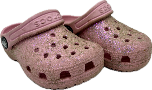 Crocs | 6